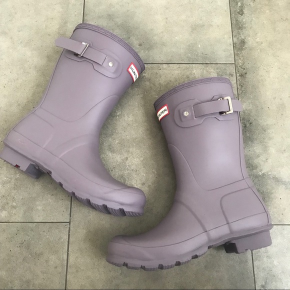 NEW Hunter original short lavender rain boots! - Picture 2 of 7